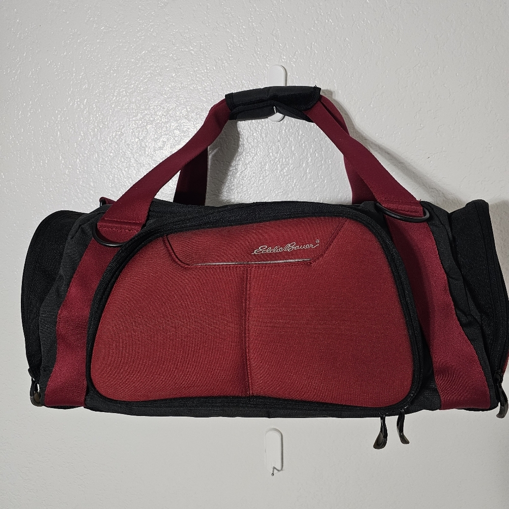 Eddie Bauer Red & Black Duffel Gym Bag Travel Overnight Weekender